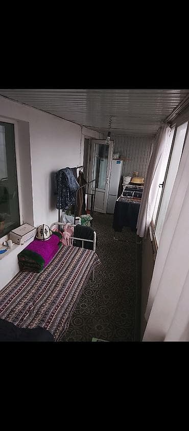 котедж на ик: 2 комнаты, 48 м², 103 серия, 2 этаж — 9