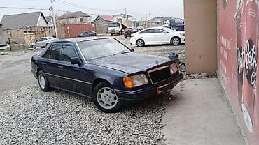 kia monin: Mercedes-Benz W124: 1995 г., Седан — 10