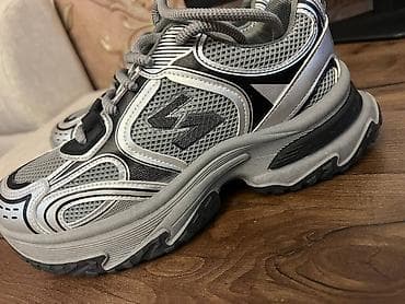 Мужская обувь: Новая.Кроссовки в стиле dad-shoes. 41- размер. Толстая подошва которая — 7