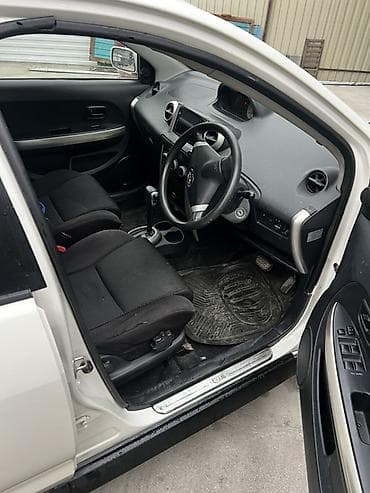 lexus rx 2000: Toyota Ist: 2003 г., 1.3 л — 7