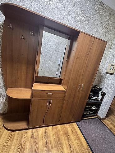 связи выездом: Гарнитур для прихожей, Б/у, Шкаф, Зеркало, Вешалка, Самовывоз — 2