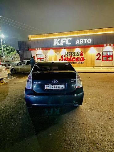 abs prius: Toyota Prius: 2013 г., 1.8 л, Автомат, Гибрид, Лифтбек — 3