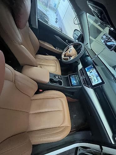 v class: Weltmeister W6, 2021 г., 92500 км, Передний, В наличии — 8