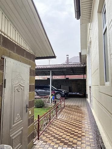 Продажа домов: Продается частный дом с внутренним двором и хозяйственными — 8