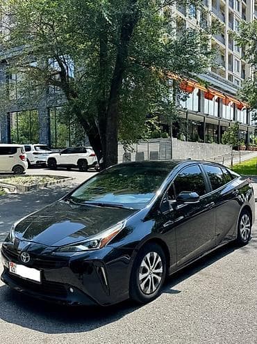 tesla model: Toyota Prius: 2021 г., 1.8 л, Автомат, Гибрид, Хэтчбэк — 7