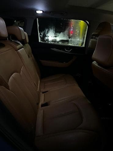 продаю в связи: Lixiang : 2023 г., Автомат, Электромобиль, Кроссовер — 6