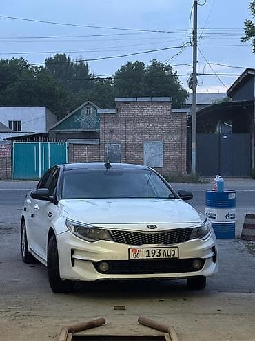 Kia K5: 2016 г., 2 л, Автомат, Газ, Седан