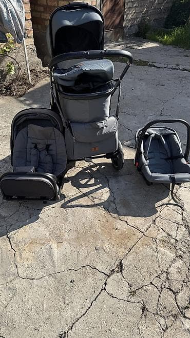 коляски zippy 3 в 1: Продаю коляску 3 в 1. Покупали в начале лето Пользовались очень мало — 2