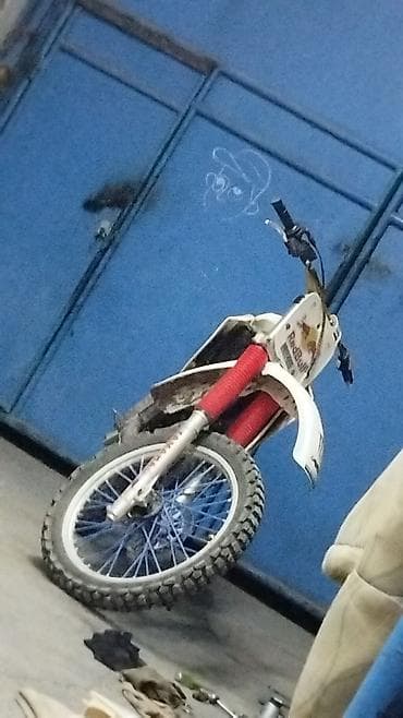 мотор водный: Yamaha. YZ125 Состояние хорошее Двух тактный, 6 ступ. водяное — 1