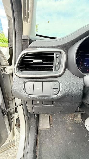 Компрессоры для авто: Kia Sorento — интерьер и оснащение (корейская спецификация) - — 7