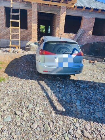 Продаётся пятидверный хэтчбек серебристого цвета. Кузов: - Формат: 5