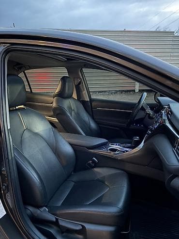 windom 2001: Toyota Camry: 2018 г., 2.5 л, Вариатор, Гибрид, Седан — 9