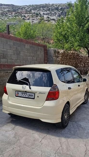 хонда жазз ош: Honda Jazz: 2003 г., 1.4 л, Механика, Бензин, Хэтчбэк — 1