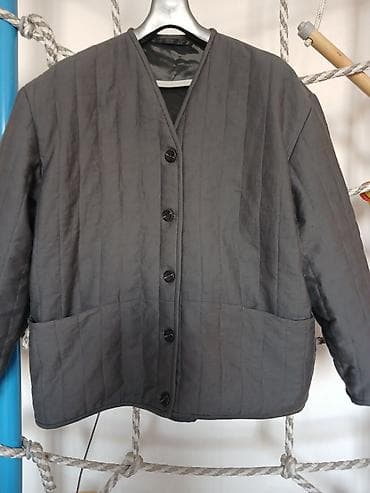 куртка теплая: Куртка женская весна-осень,стеганная на подкладе,застежка:пуговица,без — 1