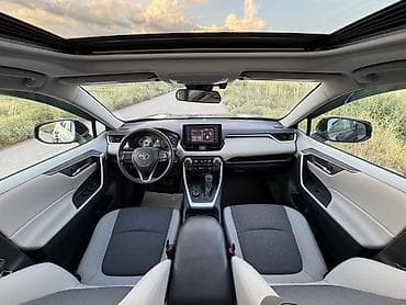 Унаа: Toyota RAV4: 2019 г., 2.5 л, Вариатор, Гибрид, Кроссовер — 8
