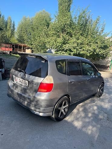 Унаа сатуу: Honda Fit: 2003 г., 1.3 л, Автомат, Бензин, Хетчбек — 4