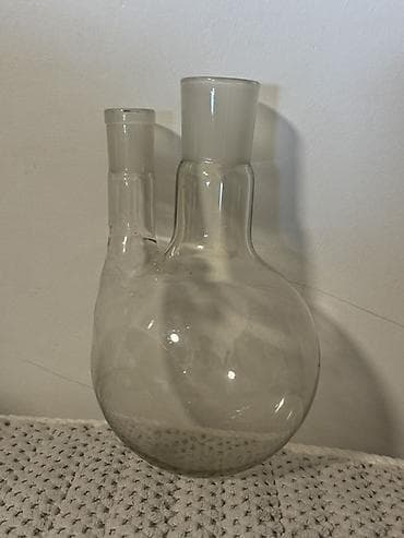 новые боклашки: Лабораторные трехгорлые круглодонные колбы из прозрачного стекла (2 — 4