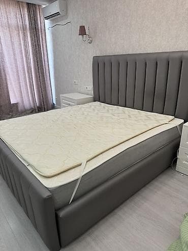 Двуспальная кровать, С матрасом, длина - 220 см