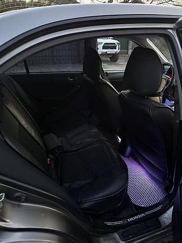 mitsubishi sigma: Honda Civic: 2004 г., 1.6 л, Автомат, Бензин, Седан — 7