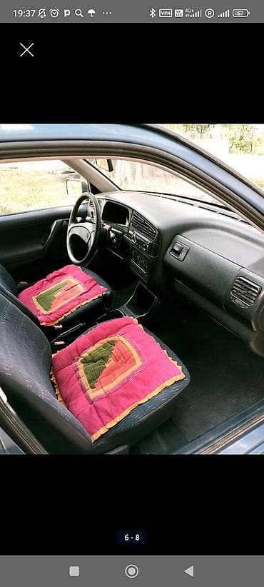 Продажа авто: Volkswagen Golf: 1993 г., 1.6 л, Механика, Бензин, Хэтчбэк — 7
