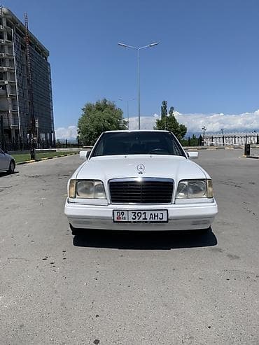 samara 2114: Mercedes-Benz W124: 1994 г., 2.2 л, Механика, Бензин, Седан — 1
