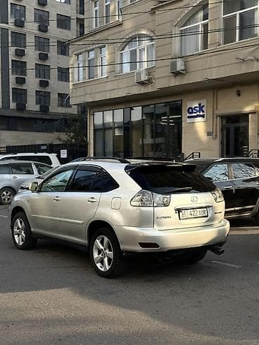вмятина: Lexus RX: 2004 г., 3 л, Автомат, Бензин, Кроссовер — 4