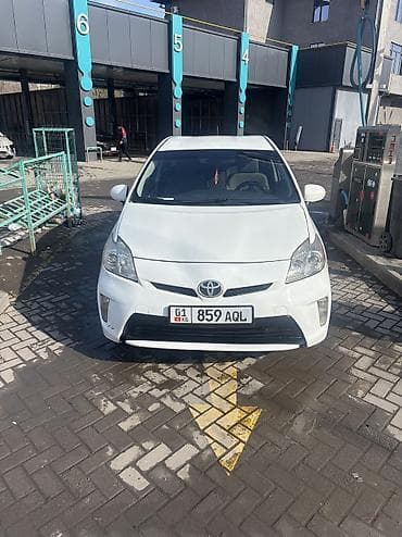 mr 2: Toyota Prius: 2013 г., 1.8 л, Вариатор, Гибрид, Седан — 1