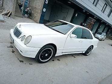 e500 124: Mercedes-Benz E-Class: 2001 г., 2.2 л, Автомат, Дизель, Седан — 7