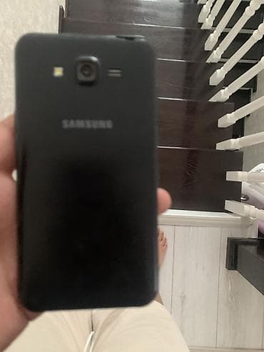 galaxy a 3: Samsung цвет - Черный — 1