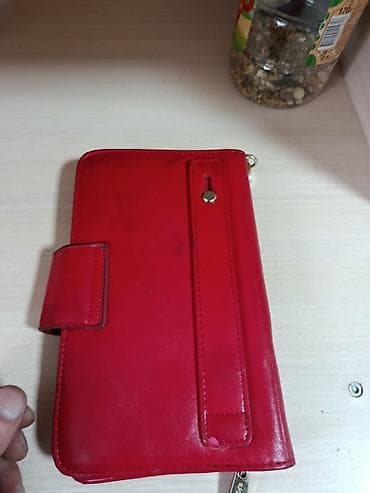 брендовые кошельки: Яркий женский кошелёк-клатч красного цвета. Особенности и — 4