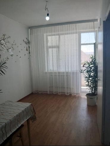 Батирлер: 1 бөлмө, 32 м², Көк-Жар ж/м Малосемейка, 2 кабат, Жаңы ремонт — 1