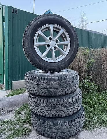 Колеса в сборе 175 / 70 / R 13, Зимняя шипованная, Комплект, Легковые, Литые