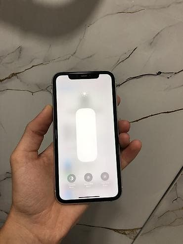 apple wathc: IPhone 11, Б/у, 64 ГБ, Белый, Чехол, 67 % — 6