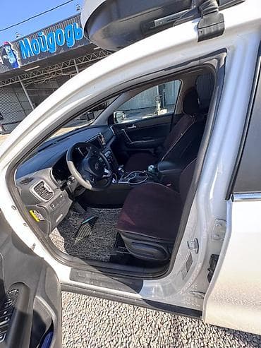 range rove: Kia Sportage: 2018 г., 2 л, Автомат, Дизель, Кроссовер — 2