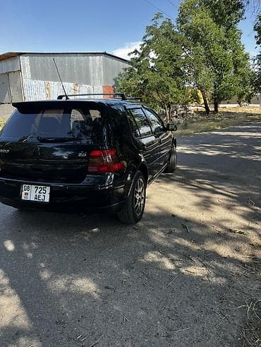 обменяю машину: Volkswagen Golf: 2003 г., 2 л, Автомат, Бензин, Хэтчбэк — 5
