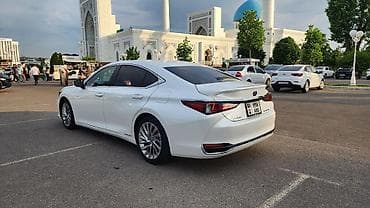 Lexus: Lexus ES: 2019 г., 2.5 л, Автомат, Гибрид, Седан — 7