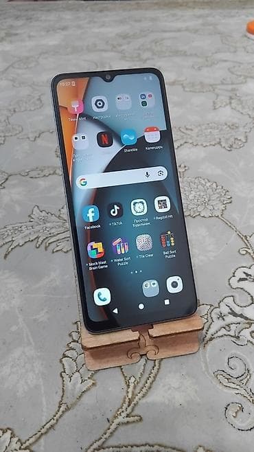 Redmi, Redmi A3, Б/у, 64 ГБ, цвет - Голубой, 2 SIM