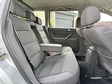 Volkswagen Passat: 2005 г., 1.9 л, Механика, Дизель, Универсал — 7