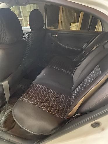 Toyota Corolla: 2005 г., 2 л, Механика, Дизель, Хэтчбэк — 6