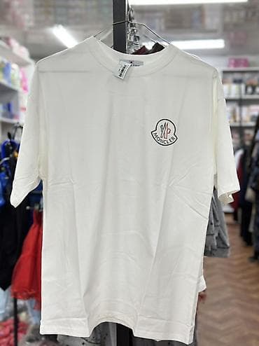 роналду футболка: Футболки базовые с минималистичными принтами/логотипами. - Крой — 2