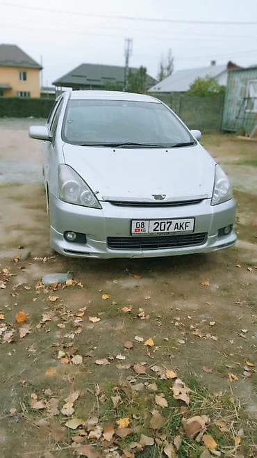 столик в машину: Toyota WISH: 2003 г., Автомат, Бензин, Универсал — 1