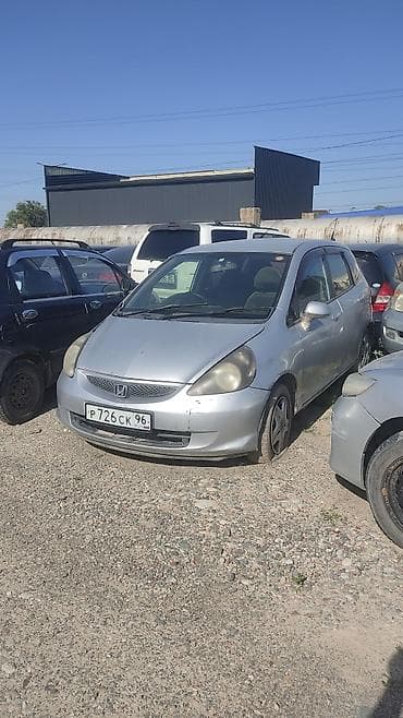 Honda Fit: 2002 г., 1.3 л, Автомат, Бензин, Хэтчбэк — 2