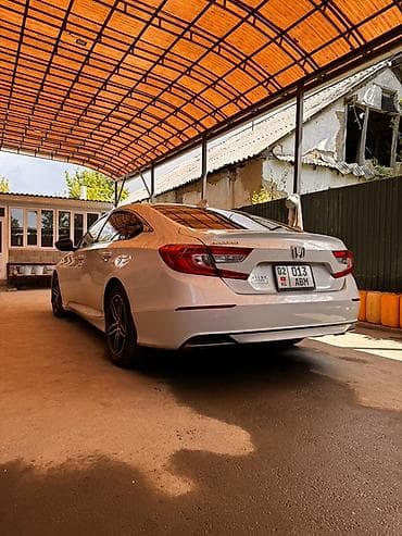 toyota pruis: Honda Accord: 2018 г., 1.5 л, Автомат, Бензин, Седан — 7