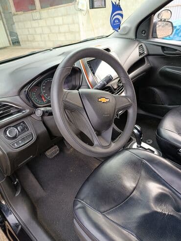 авто набор: Chevrolet Spark: 2017 г., 1 л, Автомат, Бензин, Хэтчбэк — 5