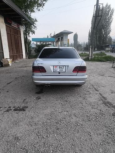 Mercedes-Benz E-Class: 1995 г., 3.2 л, Кол менен иштөөчү, Газ, Седан — 2