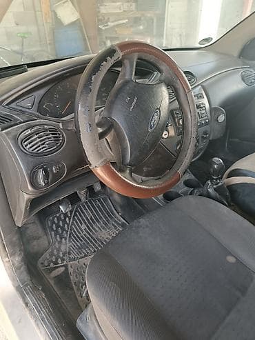 спиринтер бортовой: Ford Focus: 2003 г., Механика, Универсал — 3