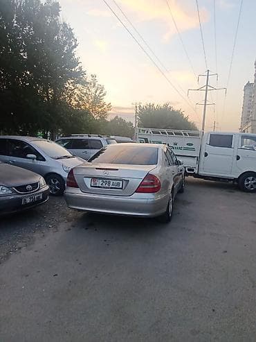 lande rover: Mercedes-Benz E-Class: 2004 г., Седан — 7