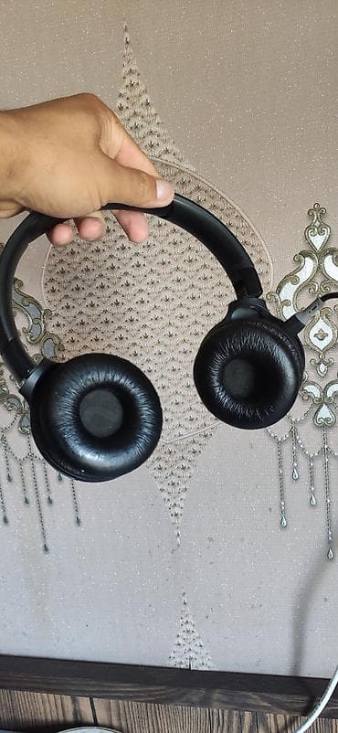 Аудиотехника: Беспроводные накладные наушники JBL - Формат: накладные, складная — 2
