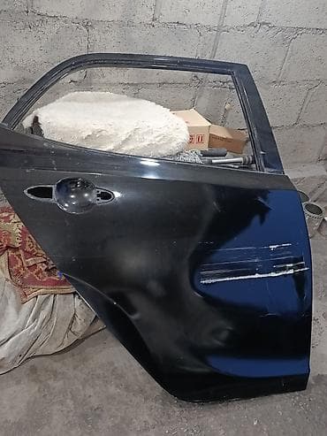 черная kia: Дверь Задняя левая Kia, Б/у, Оригинал — 2