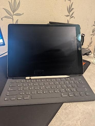 Планшет, Apple, 12" - 13", Wi-Fi, Б/у, Классический цвет - Серый at lalafo.kg Планшет, Apple, 12" - 13", Wi-Fi, Б/у, Классический цвет - Серый